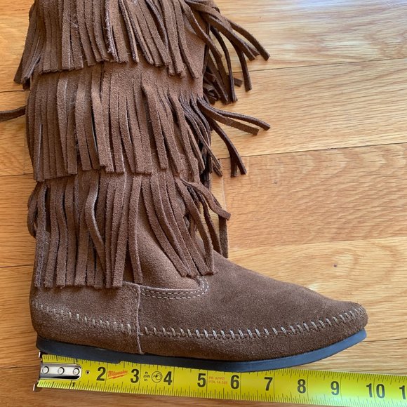 MINNETONKA Brown Suede Three Layer Fringe Boots - Picture 10 of 12
